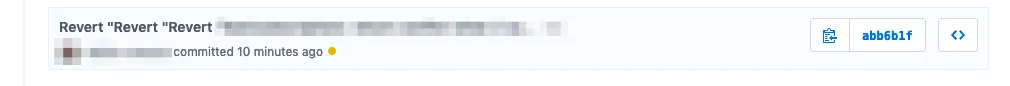 Screenshot d'un commit dont le titre commence par: \